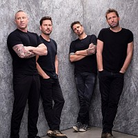 nickelback-643573-w200.jpg